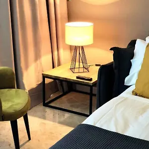 https://laus-via-sparano-lux-design-mini.barihotels.org
