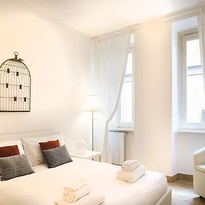 https://easyhomes-disciplini.italymilanhotels.net